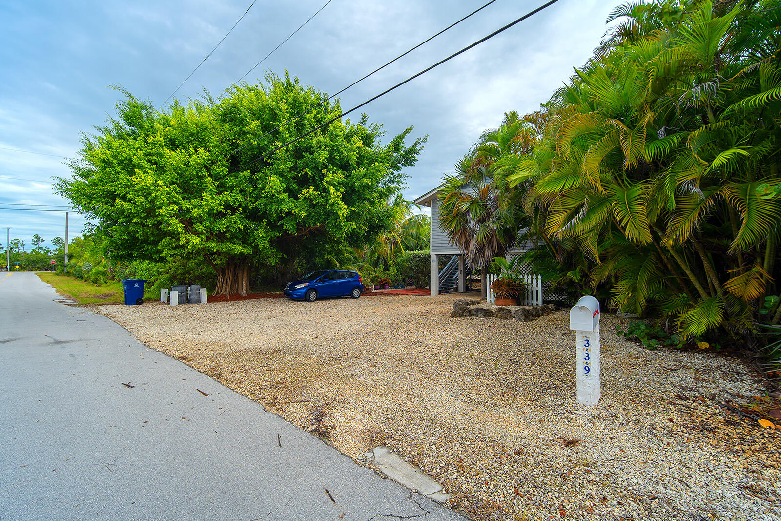 339 Sunrise Road Big Pine Key, FL 33043 - Photo 7 of 34 339 Sunrise Rd (web) 024