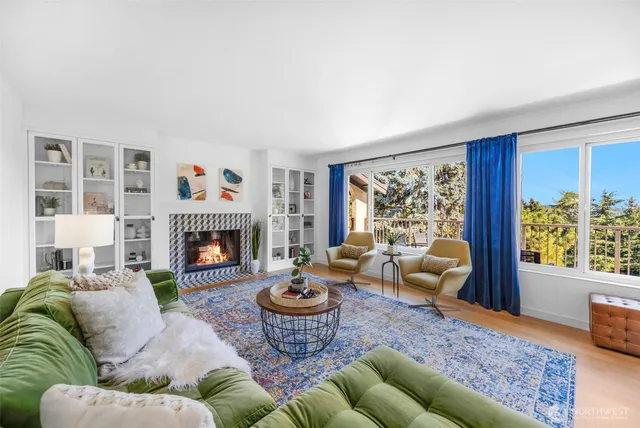 $390,000 | 17904 23rd Lane Northeast, Unit E301, Shoreline, WA 98155