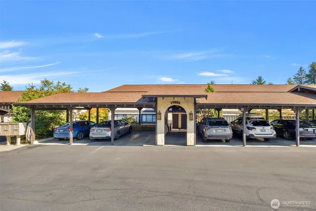$390,000 | 17904 23rd Lane Northeast, Unit E301, Shoreline, WA 98155