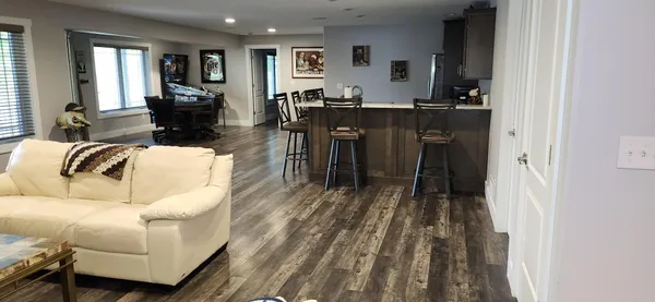 $875,000 | 21932 Buffalo Lane, Cassopolis, MI 49031