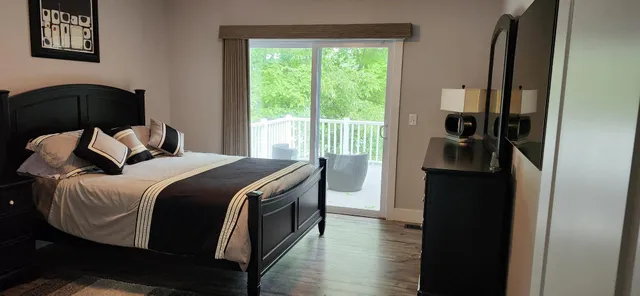 $875,000 | 21932 Buffalo Lane, Cassopolis, MI 49031