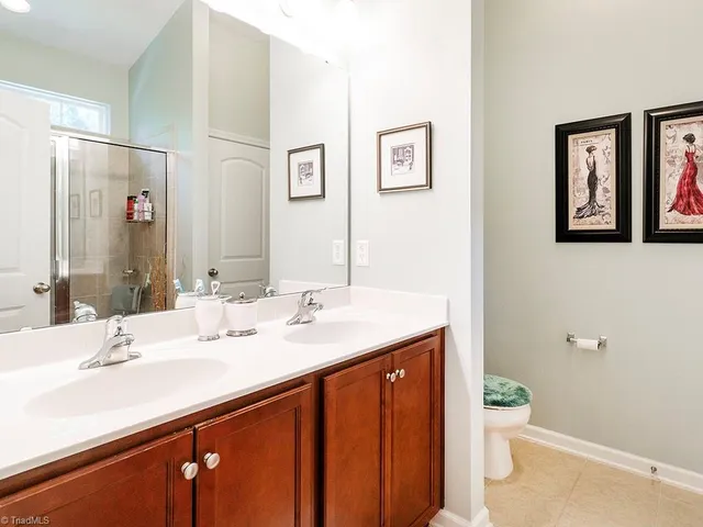 $342,500 | 10132 Marleybone Drive, Raleigh, NC 27617