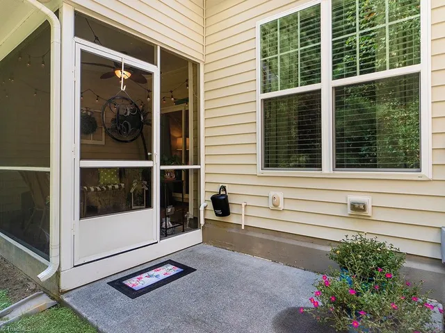 $342,500 | 10132 Marleybone Drive, Raleigh, NC 27617