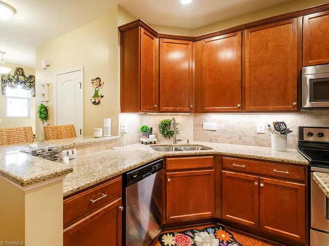 $342,500 | 10132 Marleybone Drive, Raleigh, NC 27617