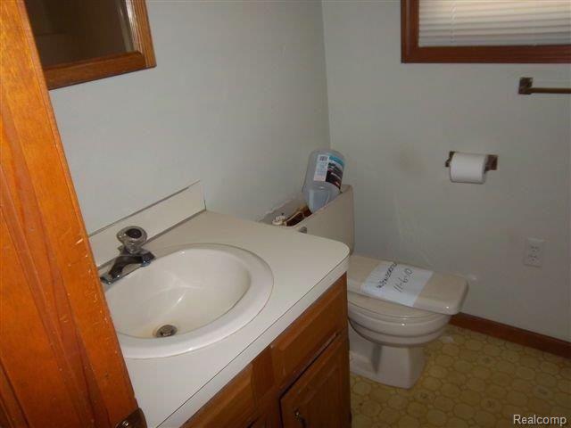 2116 Baldwin Road Lapeer, MI 48446 - Photo 8 of 10 24 Bath 2