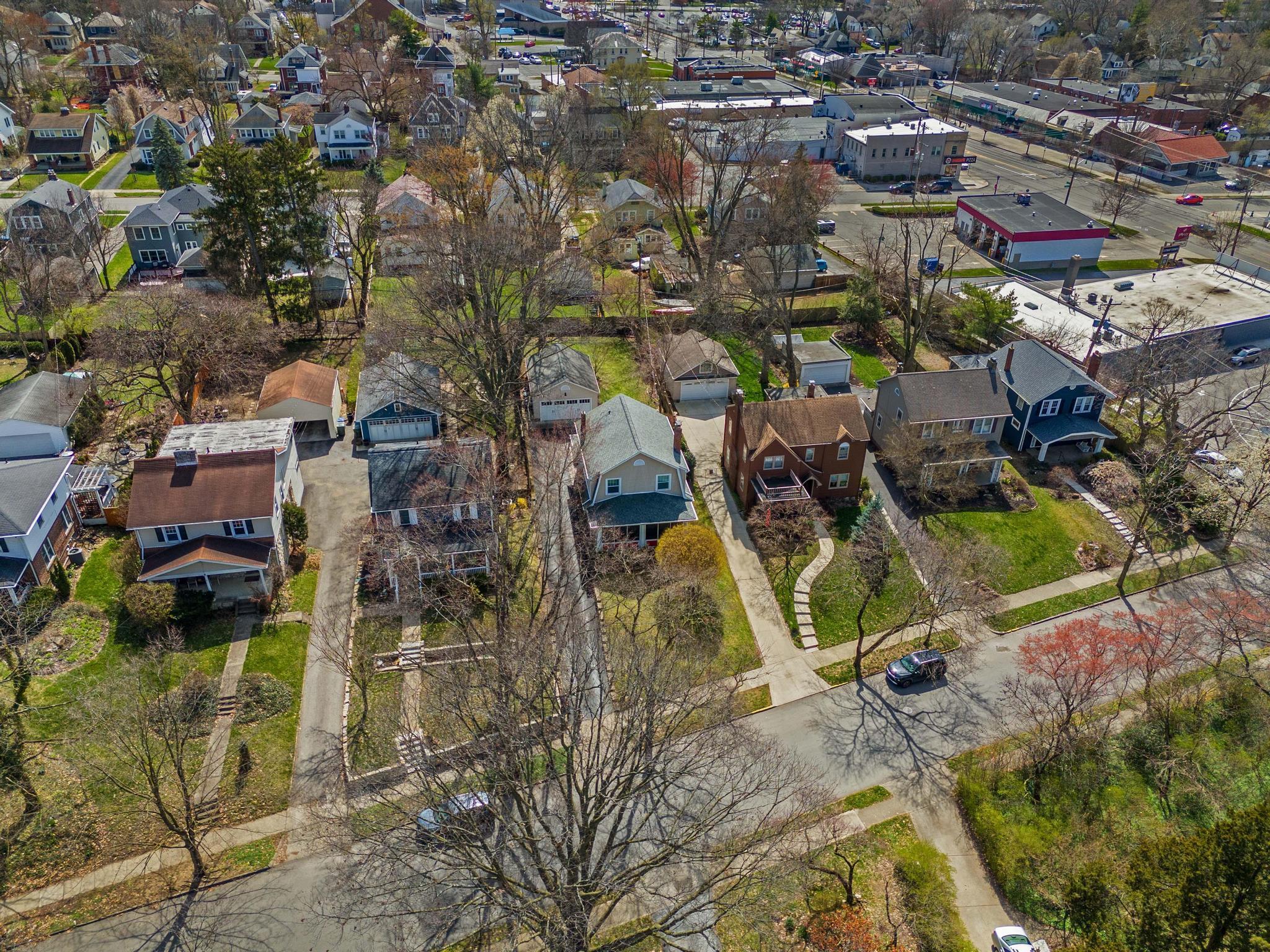 39 East Torrence Road Columbus, OH 43214 - Photo 51 of 61 DJI_20240325141318_0067_D