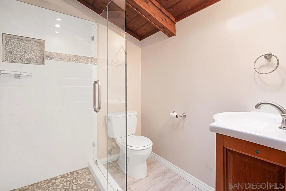 573 Amphitheatre Drive Del Mar, CA 92014 - Photo 30 of 42