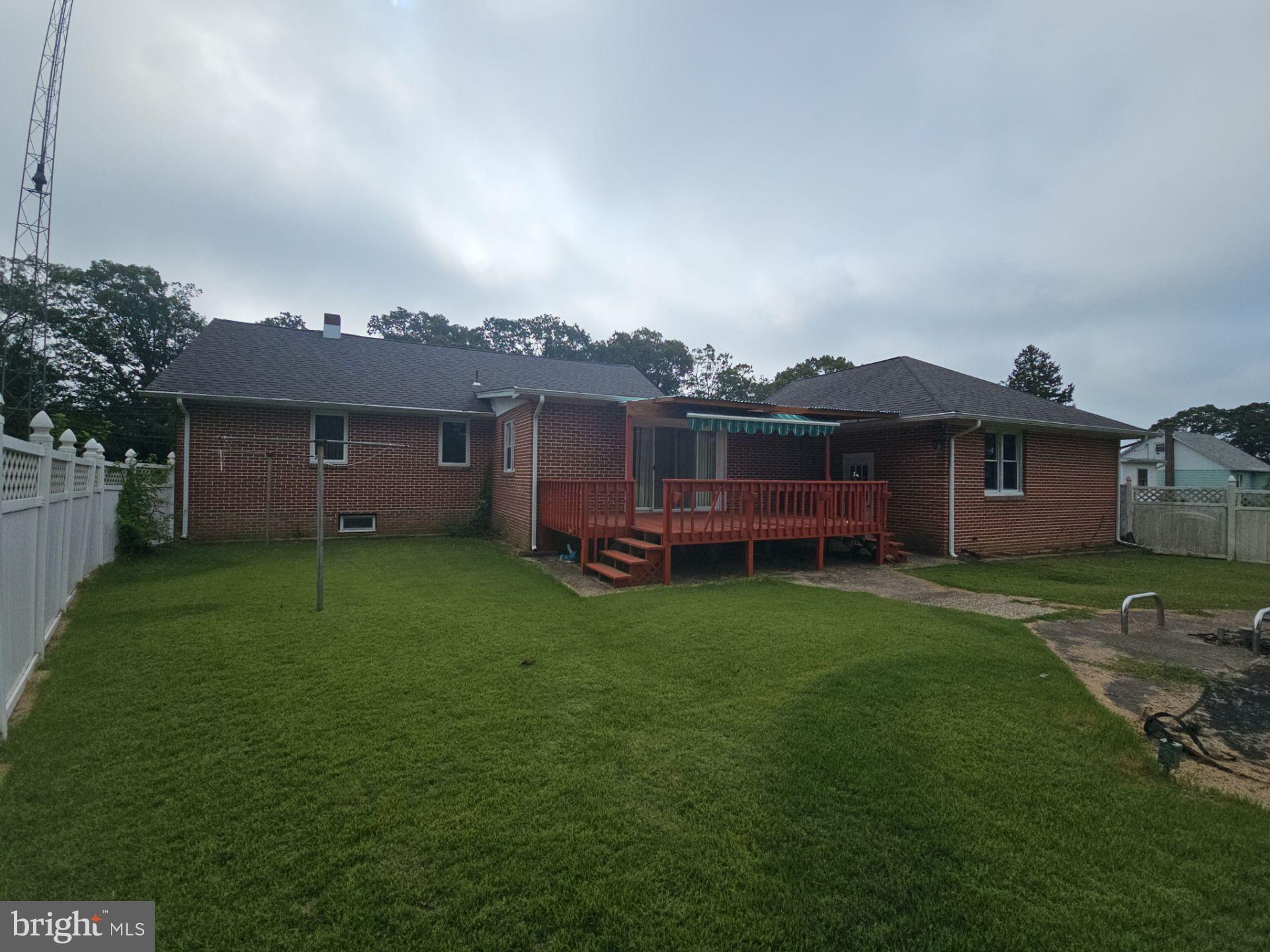 282 Woodruff Road Bridgeton, NJ 08302 - Photo 17 of 19 a view of a house with a backyard
