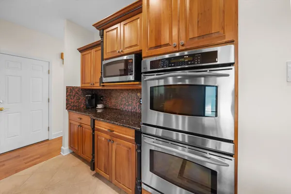 $825,000 | 3443 Oak Park Drive, Saline, MI 48176