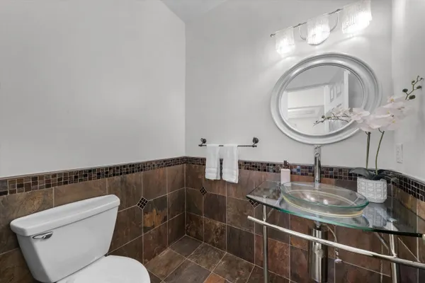 $825,000 | 3443 Oak Park Drive, Saline, MI 48176