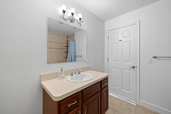 $825,000 | 3443 Oak Park Drive, Saline, MI 48176