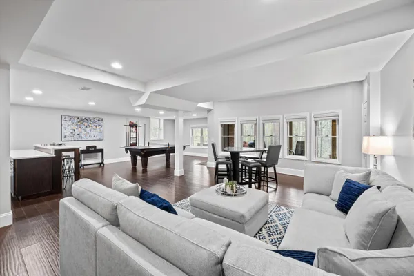 $825,000 | 3443 Oak Park Drive, Saline, MI 48176