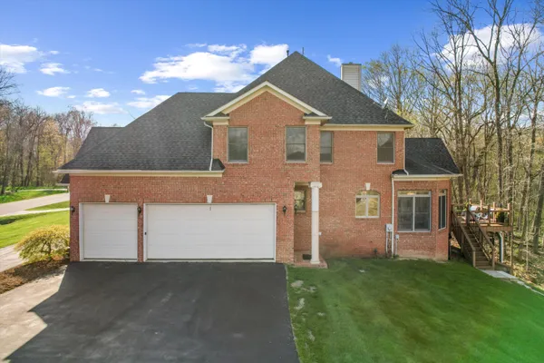 $825,000 | 3443 Oak Park Drive, Saline, MI 48176