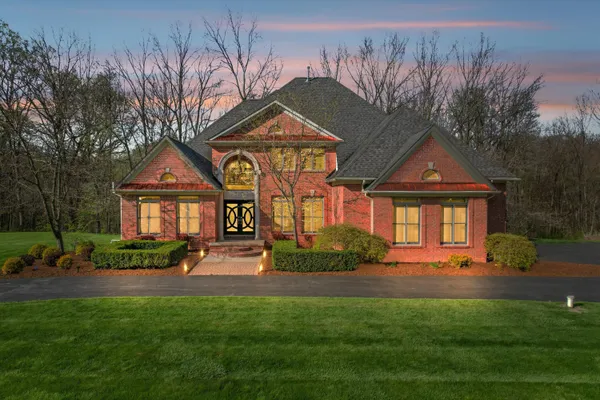 $825,000 | 3443 Oak Park Drive, Saline, MI 48176