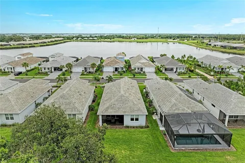 $599,000 | 1079 Waterline Court, Sarasota, FL 34240