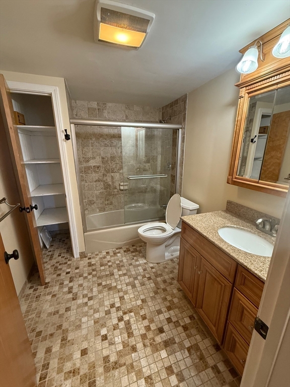 90 Salem Street, Unit 4R Boston, MA 02113 - Photo 3 of 6 a bathroom with a sink toilet and shower