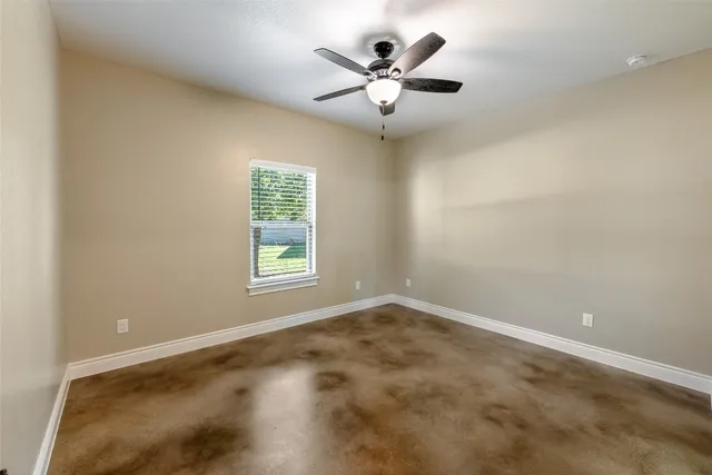 $2,300 | 123 Kikipua, Bastrop, TX 78602