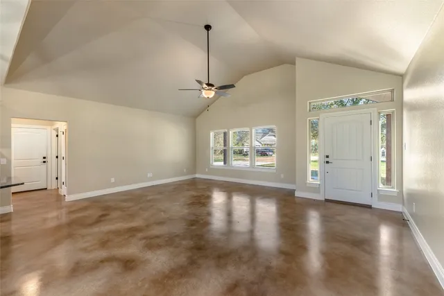 $2,300 | 123 Kikipua, Bastrop, TX 78602