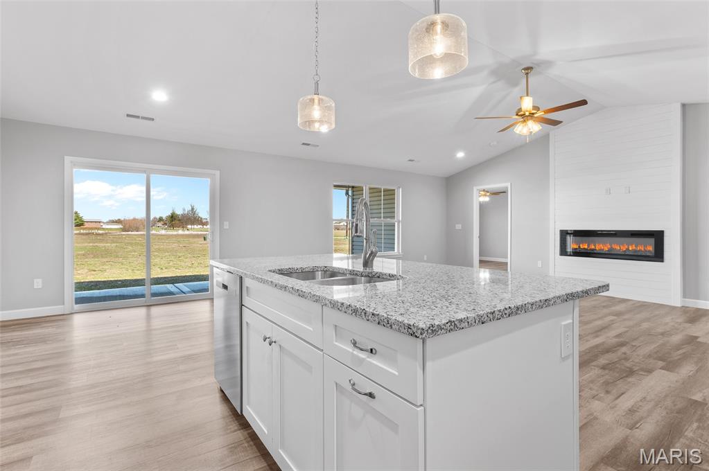 24 Sonata Lane Troy, IL 62294 - Photo 11 of 37
