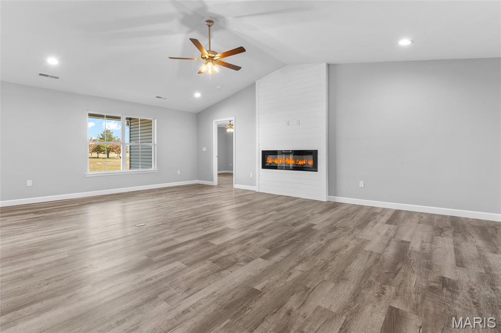 24 Sonata Lane Troy, IL 62294 - Photo 13 of 37
