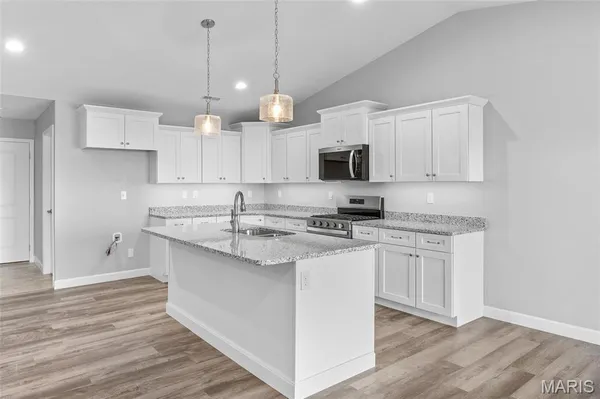 $353,000 | 24 Sonata Lane, Troy, IL 62294