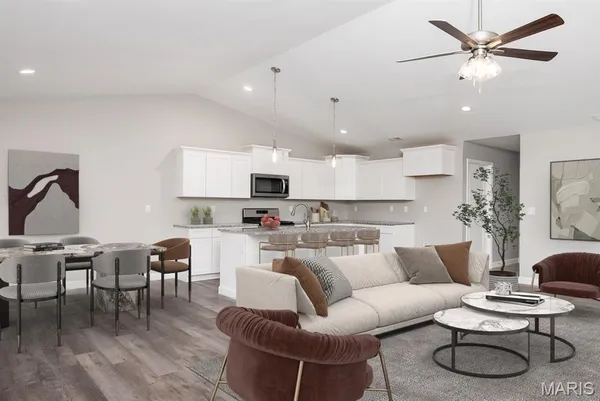 $353,000 | 24 Sonata Lane, Troy, IL 62294