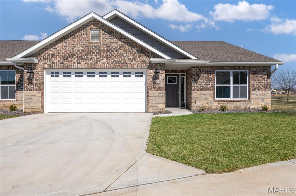 24 Sonata Lane Troy, IL 62294 - Photo 5 of 37