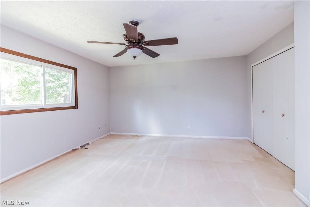 4663 McFarland Road Cleveland, OH 44121 - Photo 13 of 22