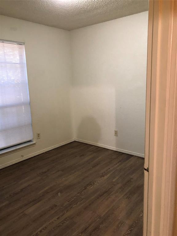 901 Park Pl Boulevard Midlothian, TX 76065 - Photo 14 of 15