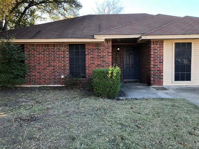 $1,850 | 901 Park Pl Boulevard, Midlothian, TX 76065