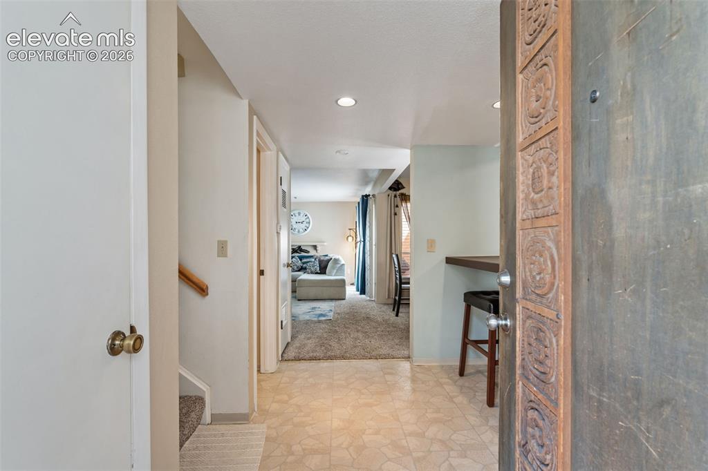 3330 Templeton Gap Road, Unit 6 Colorado Springs, CO 80907 - Photo 5 of 40