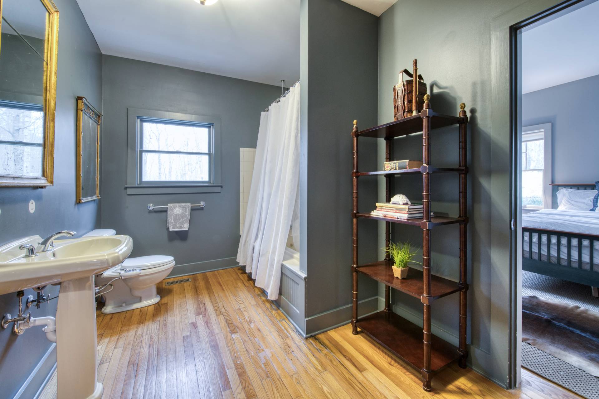 25 Laurel Hill Lane Amagansett, NY 11930 - Photo 10 of 13 a bathroom with a sink a toilet and a shower