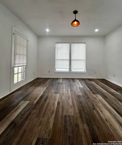 $159,000 | 308 West Coker Avenue, Devine, TX 78016