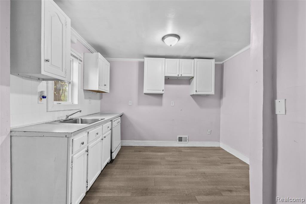 3605 Ash Street Inkster, MI 48141 - Photo 11 of 25