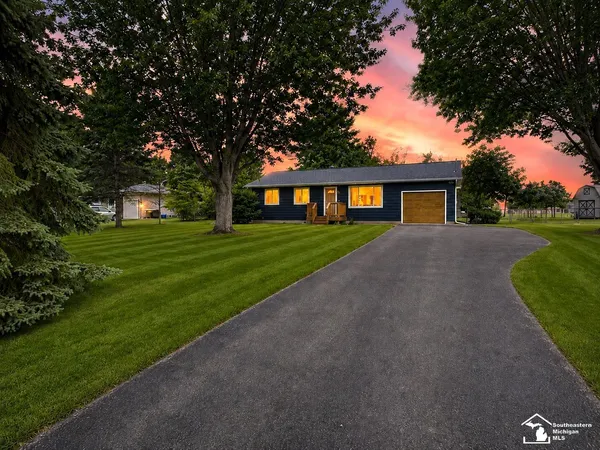 $249,900 | 5250 Osburn Drive, Tecumseh, MI 49286
