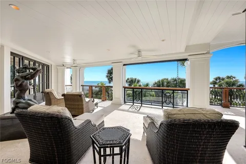 $27,000,000 | 4405 West Gulf Drive, Sanibel, FL 33957
