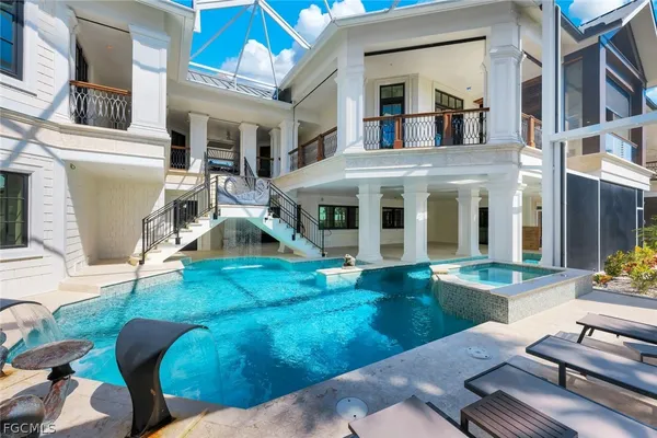 $27,000,000 | 4405 West Gulf Drive, Sanibel, FL 33957