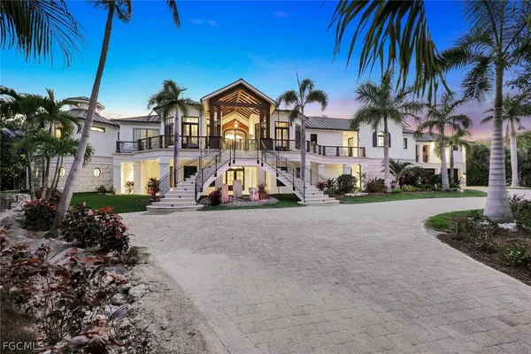 $27,000,000 | 4405 West Gulf Drive, Sanibel, FL 33957