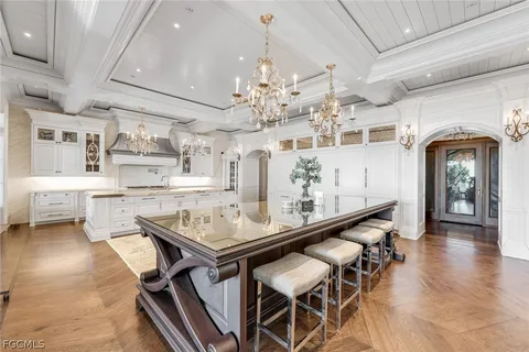$27,000,000 | 4405 West Gulf Drive, Sanibel, FL 33957