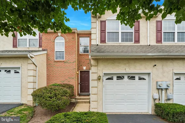 $356,500 | 917 Carrington Drive, Red Hill, PA 18076