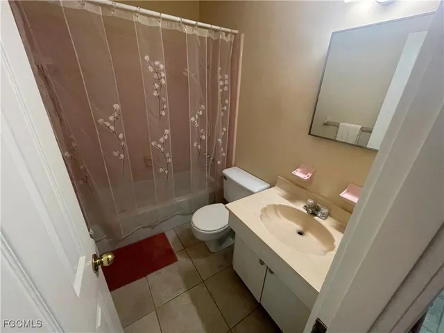 $1,200 | 10 Tangelo Court, Lehigh Acres, FL 33936