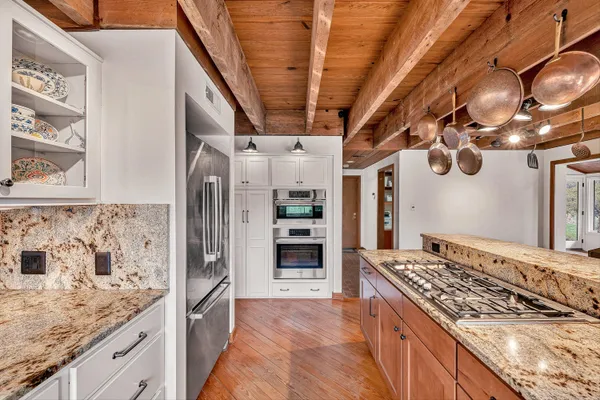 $998,700 | 6635 Corntassel Lane, Roanoke, VA 24018