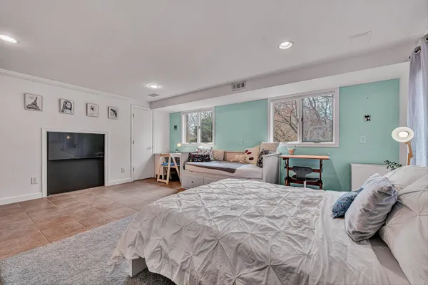 $998,700 | 6635 Corntassel Lane, Roanoke, VA 24018