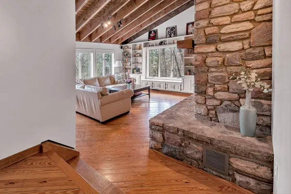 $998,700 | 6635 Corntassel Lane, Roanoke, VA 24018