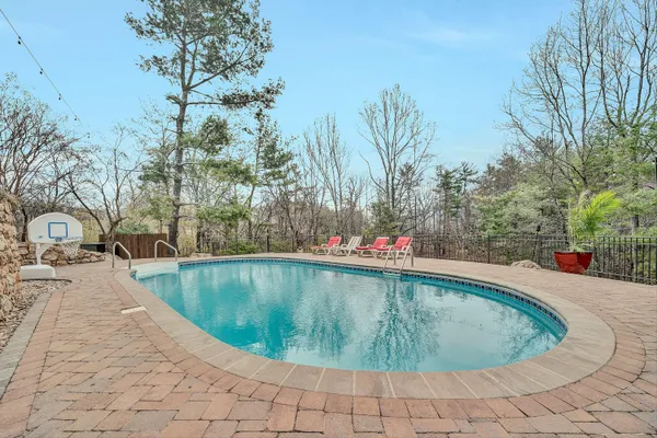 $998,700 | 6635 Corntassel Lane, Roanoke, VA 24018