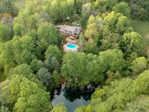 $998,700 | 6635 Corntassel Lane, Roanoke, VA 24018