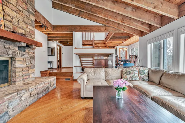 $998,700 | 6635 Corntassel Lane, Roanoke, VA 24018