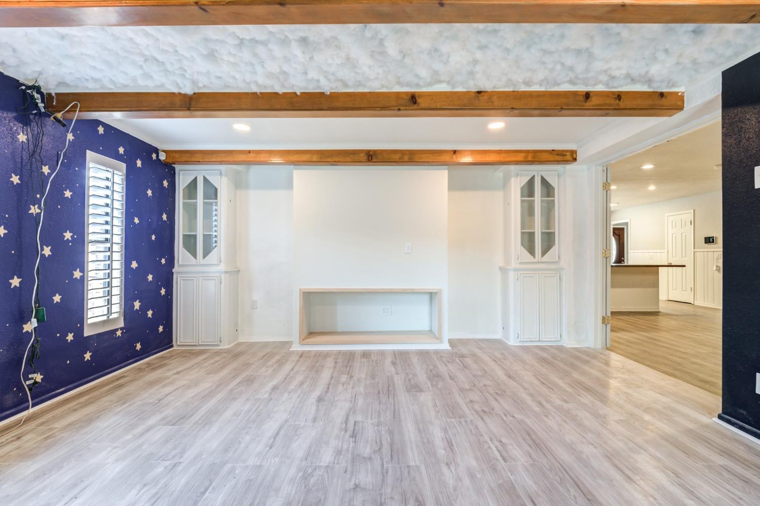 4409 49th Street Lubbock, TX 79414 - Photo 38 of 49 a view of an empty room and window