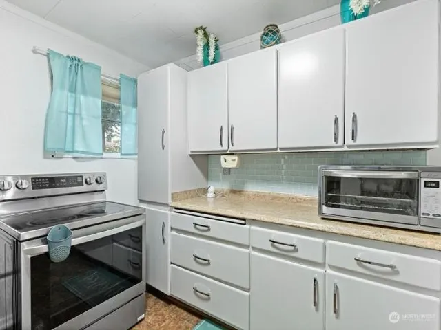 $685,000 | 1611 East 62nd Street, Tacoma, WA 98404