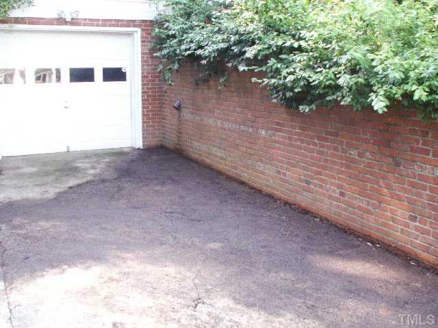 236 Lamar Street Roxboro, NC 27573 - Photo 4 of 5